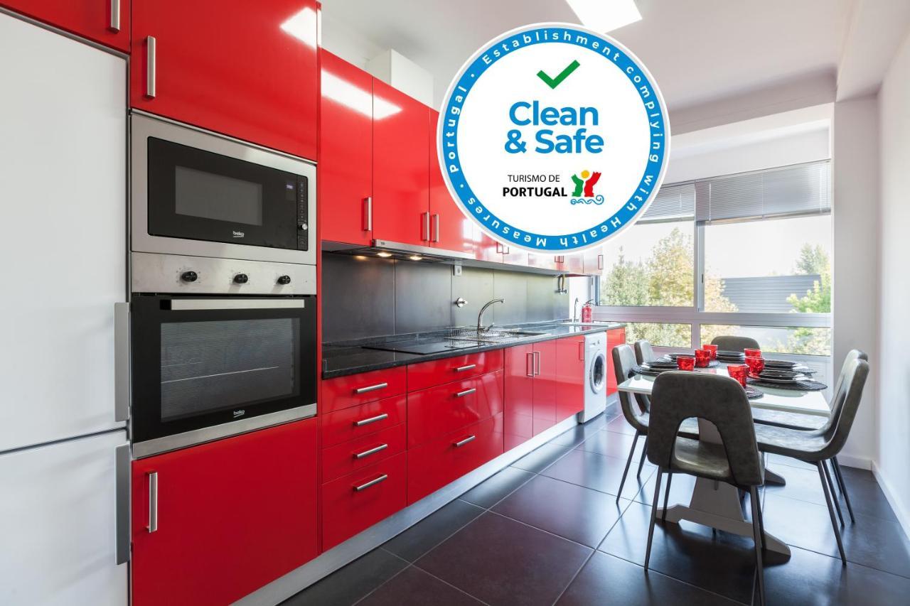Feel At - Free Private Parking Apartment *